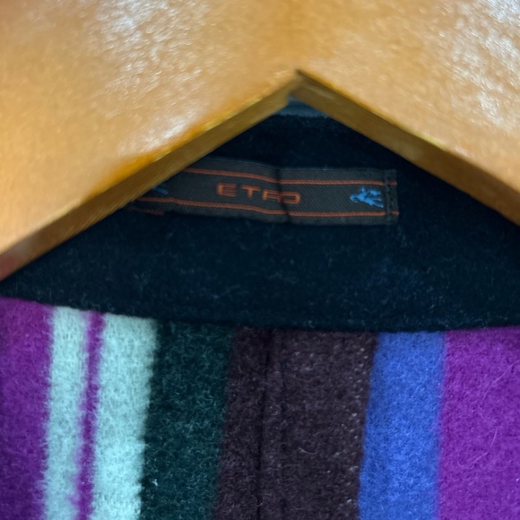 Beautiful Chic Etro coat for men. Fits small/medium. - Picture 7 of 8